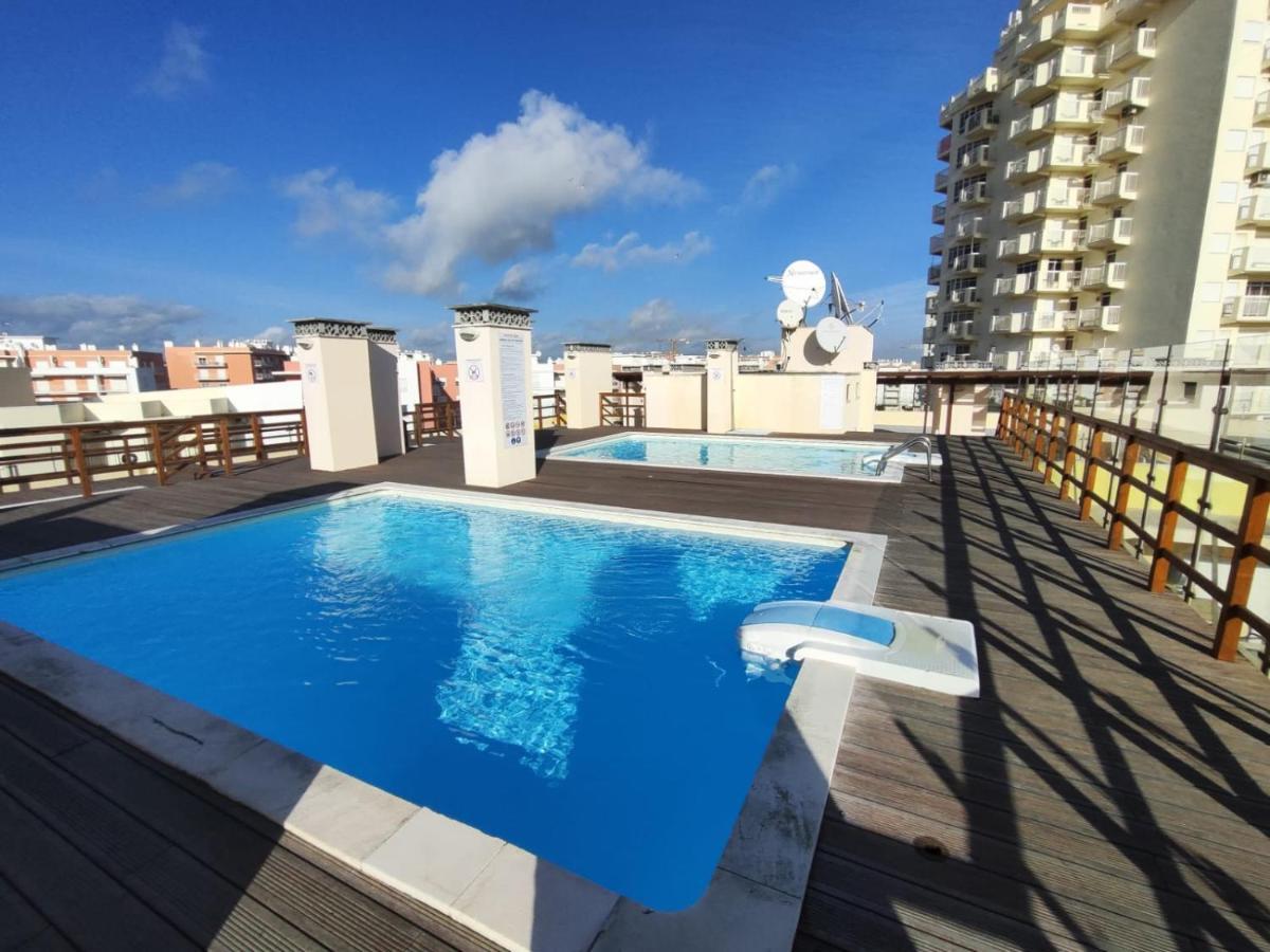 Armacao De Pera Ocean Terrace With Pool By Homing Leilighet Eksteriør bilde