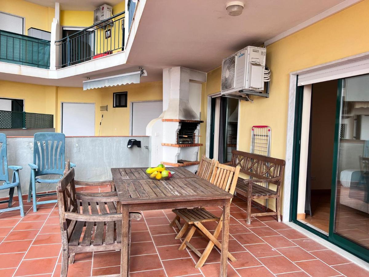 Armacao De Pera Ocean Terrace With Pool By Homing Leilighet Eksteriør bilde